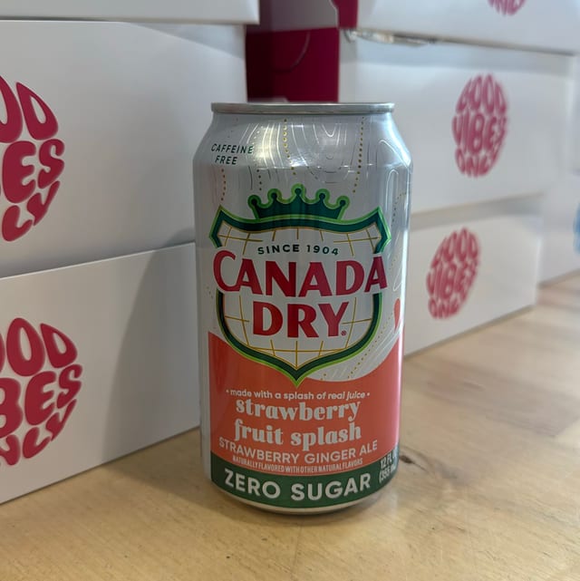 Zero Sugar Ginger Ale Strawberry Fruit Splash 12oz Can.