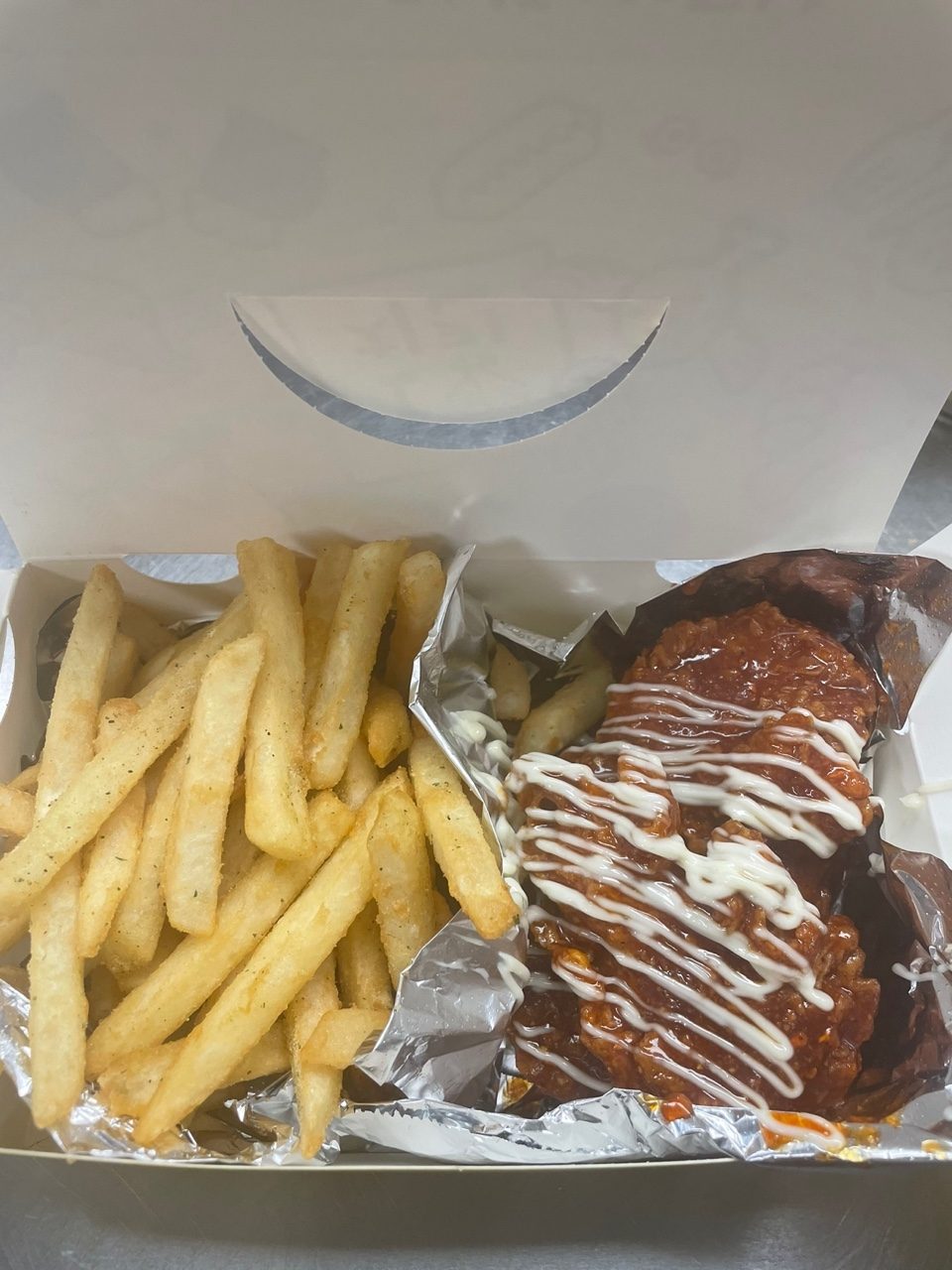 Dinner Jumbo Halal Boneless & Fries.