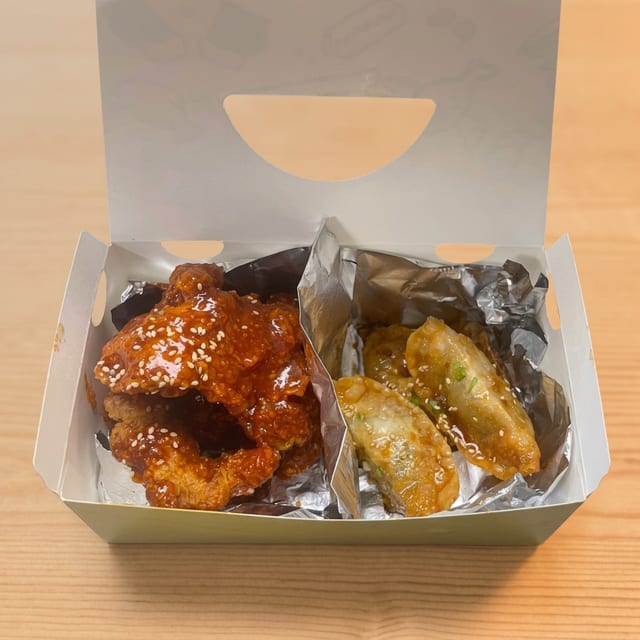 Lunch Jumbo Halal Boneless & Soy Vegetable Mandoo & Soda.